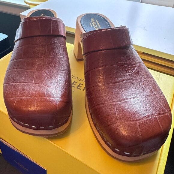 NWB Swedish Hasbeens Dagny Cognac Croc Leather Clogs Wooden Heels Womens Size 38 - Picture 3 of 9